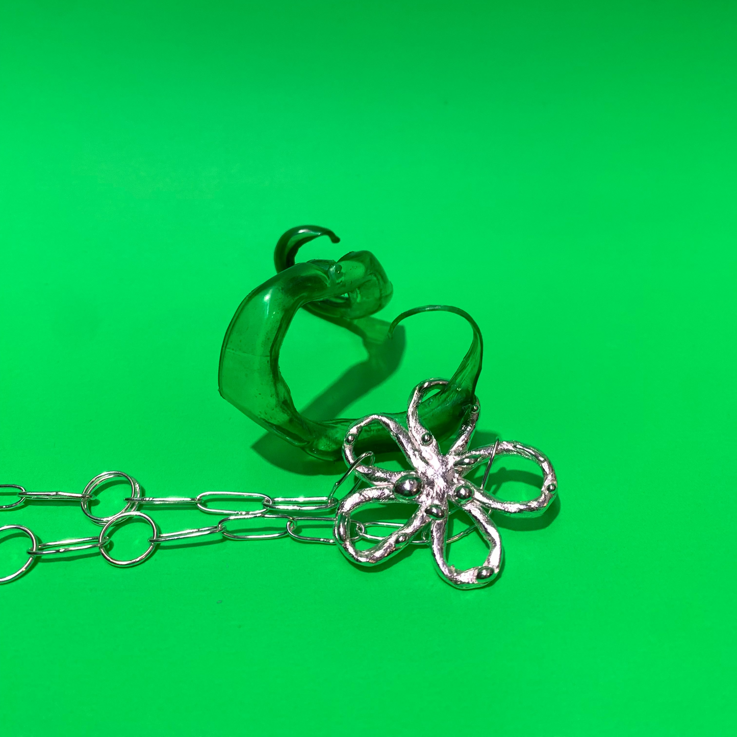 PARADISE PENDANT